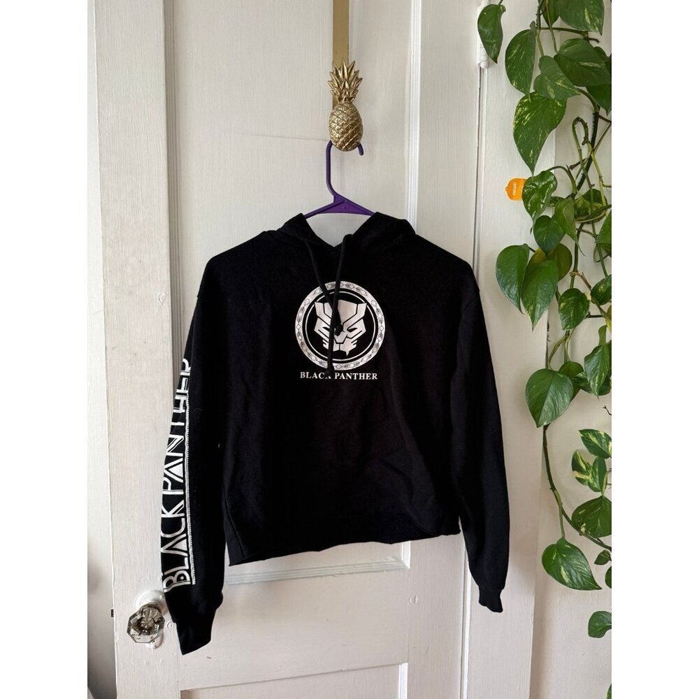 Marvel youth size medium hoodie, black panther